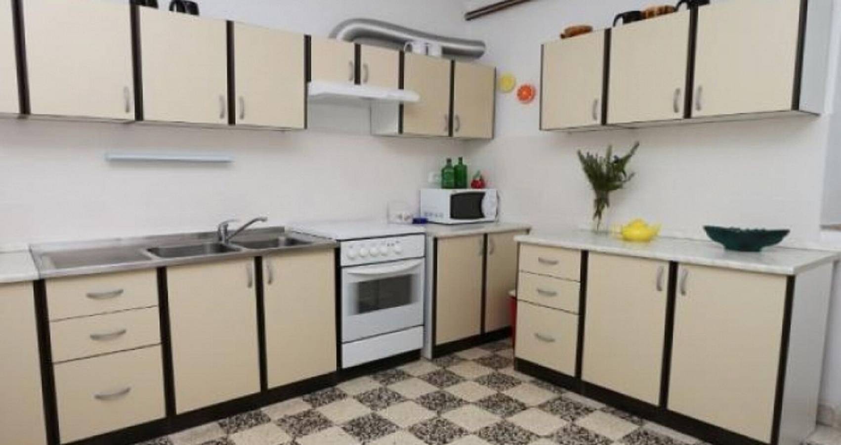 Apartment and Rooms Tomo 1 in Zaostrog, Makarska Riviera