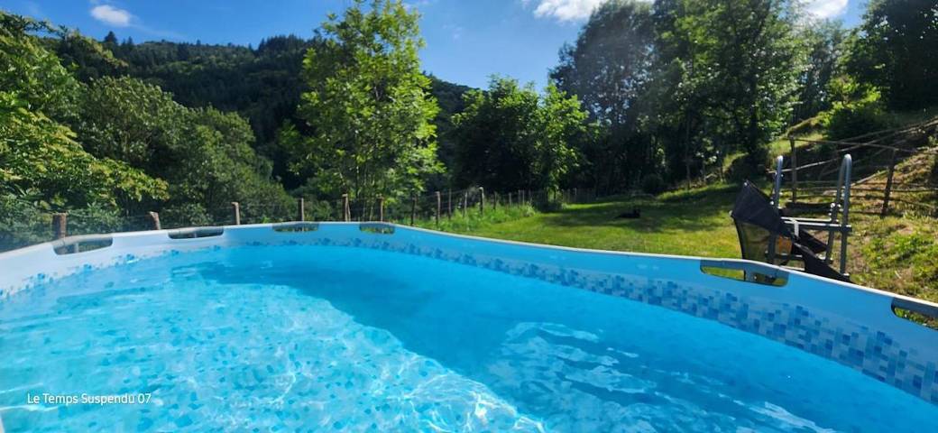 Location de vacances pour 5 personnes, avec vue et sauna ainsi que piscine et jardin à Saint-Pierreville - 2