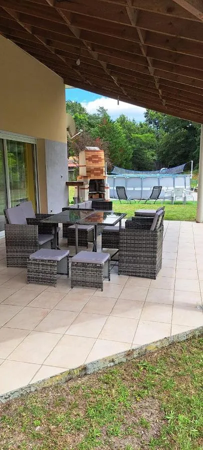 Villa für 6 Personen, mit Pool und Ausblick sowie Garten - 1