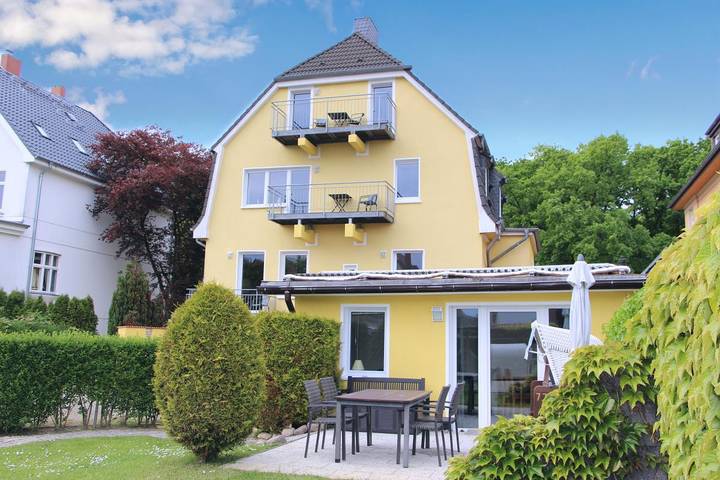 Ferienwohnung für 4 Personen, mit Terrasse und Garten