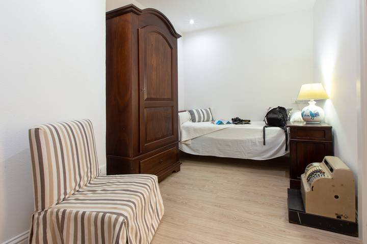 Maison d’hôte pour 3 personnes, avec terrasse à Cagliari - 4