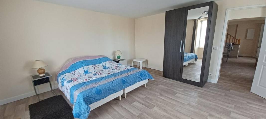 Gîte pour 4 personnes, avec jardin dans Le Mayet-de-Montagne - 4