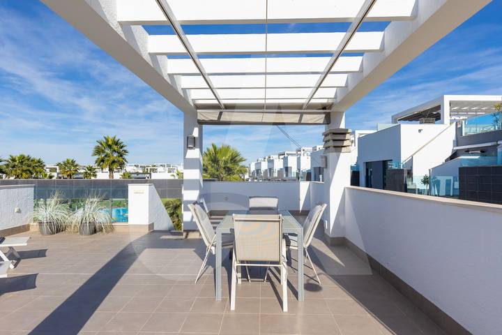 Ferienwohnung für 4 Personen, mit Balkon und Garten, kinderfreundlich in Guardamar del Segura - 2