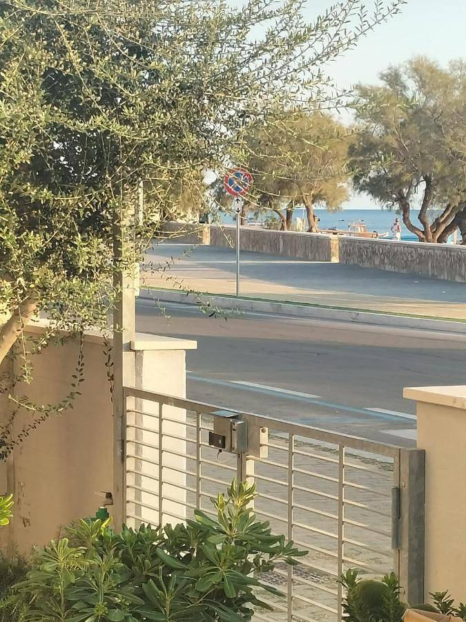 Double Room with Balcony and Sea View in Torricella, Golfe de Tarente