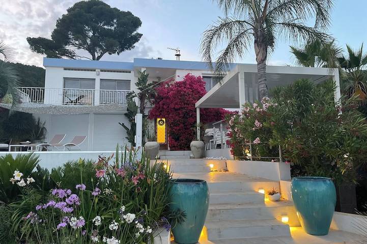 Villa pour 8 personnes, avec jardin à Carqueiranne