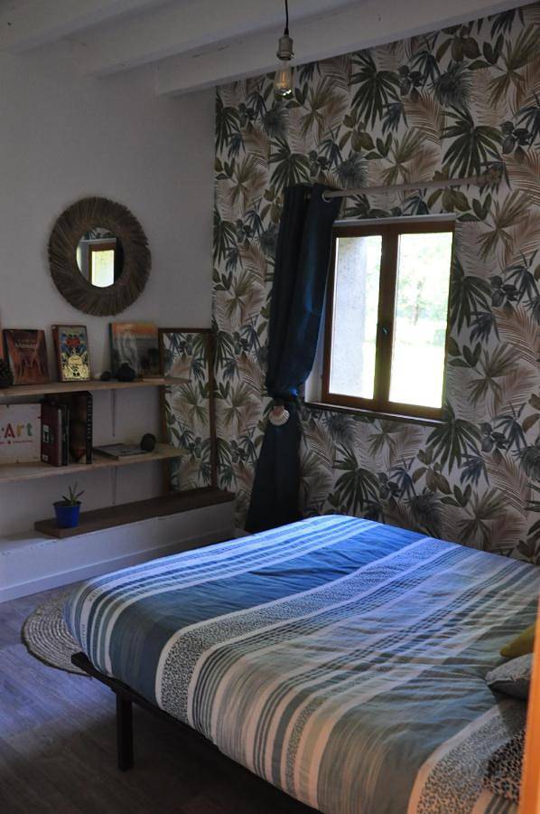 Location de vacances pour 2 personnes, avec jardin et vue à Auriébat - 2