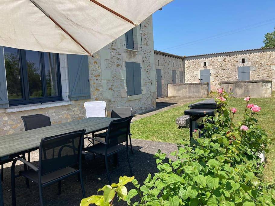 Five-Bedroom House in La Bussière, Vienne (France)