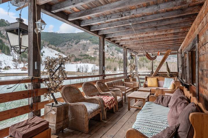 Chalet « Pierre Bois Lago » con vistas a la montaña, terraza y jardín compartidos in La Ferrière, Isère