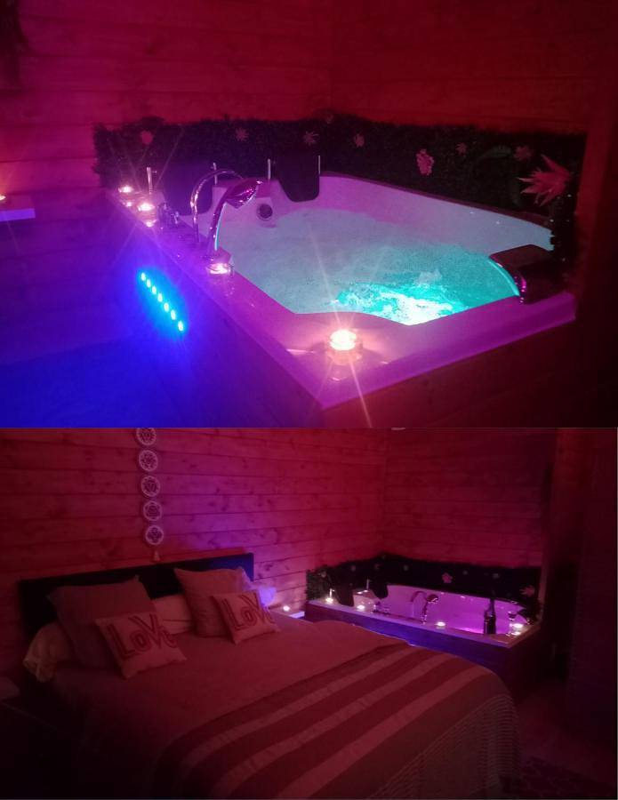 Hôtel pour 2 personnes, avec Jacuzzi et Terrasse ainsi que Jardin et Vue