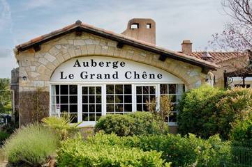 Hôtel pour 2 personnes, avec jardin et vue à Sillans-la-Cascade