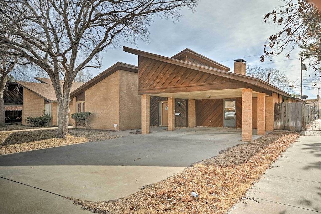 Lubbock Townhome w / Grill -5 Minuten zur Ttu & Downtown in Lubbock, Lubbock County