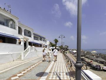 Holiday Apartment for 4 People in Playa de Santa Ana, Benalmádena, Photo 4