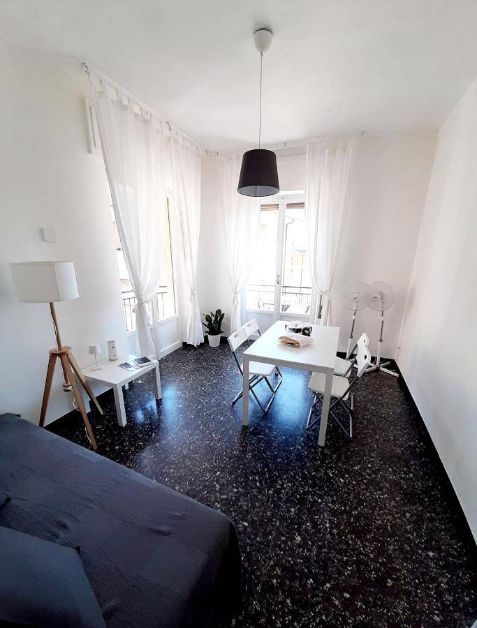 Gîte pour 6 personnes, avec balcon et vue à Noli - 4