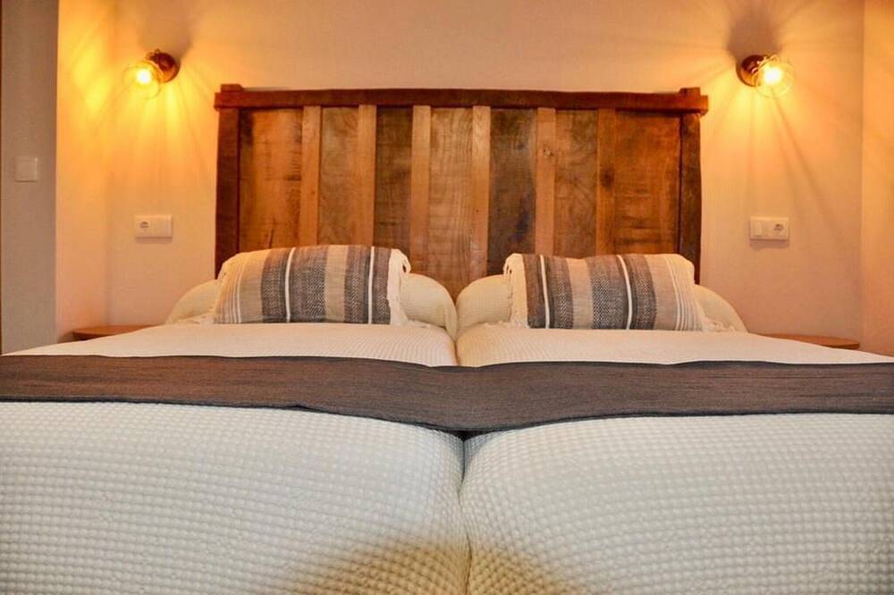 Ganze Wohnung, Apartment-Eigenes Badezimmer-5 in Camaleño, Cordillera Cantábrica