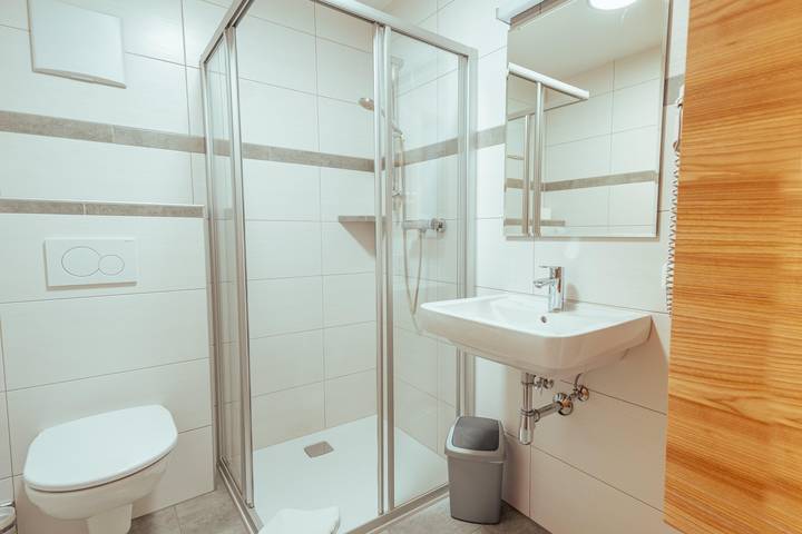 Doppelzimmer mit Balkon in Sillian, Bezirk Lienz