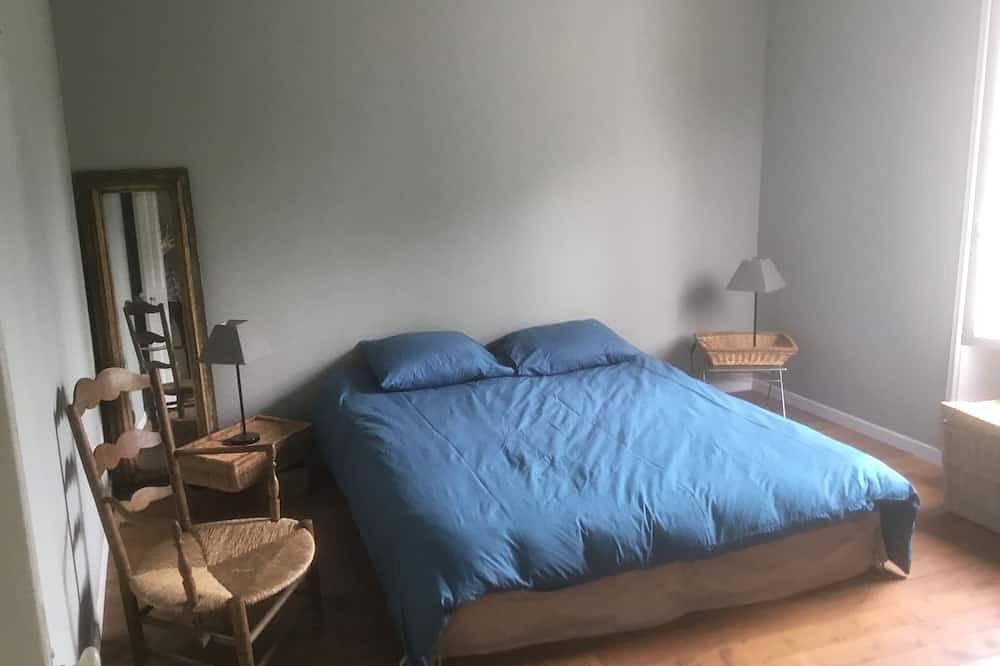 Sweet family home beside see and land ! in Île-d'Arz, Côte des Mégalithes