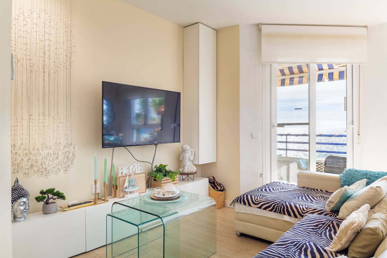 Appartement entier, Appartement "Ocean Views, Paseo Marítimo" avec Terrasse et Wi-Fi in Almería, Costa de Almería