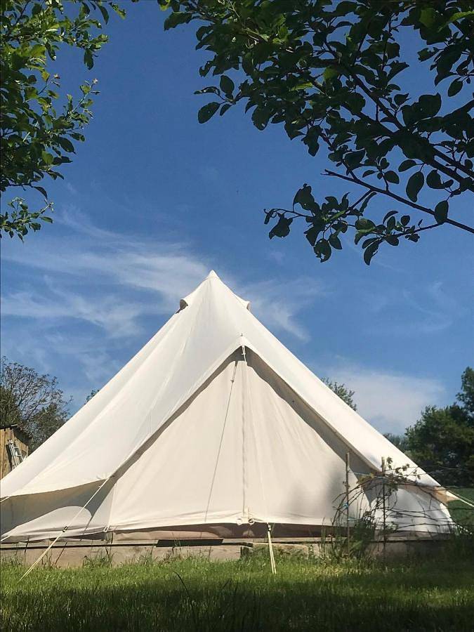 Tente pour 2 personnes, avec jardin dans les Deux-Sèvres