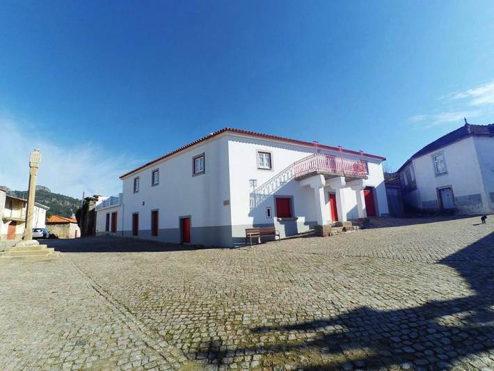 Maison de campagne pour 14 personnes, avec jardin ainsi que vue et terrasse à Vila Flor - 4