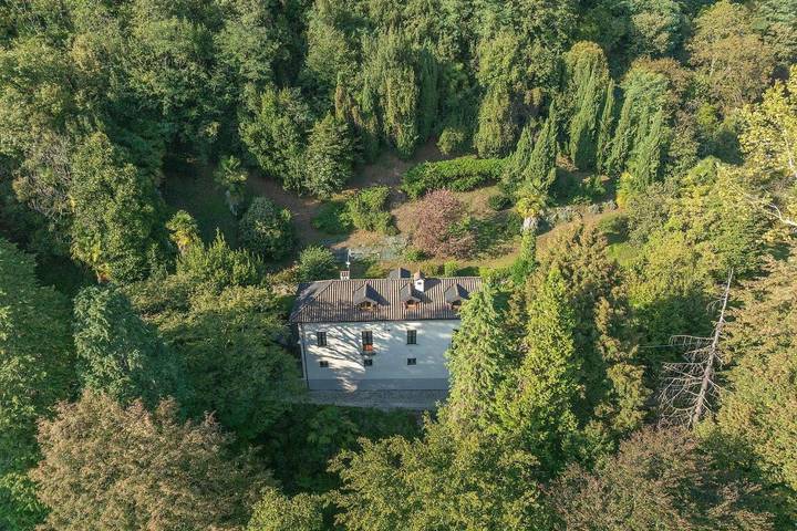 Location de vacances pour 6 personnes, avec jardin et terrasse à Orta San Giulio - 2