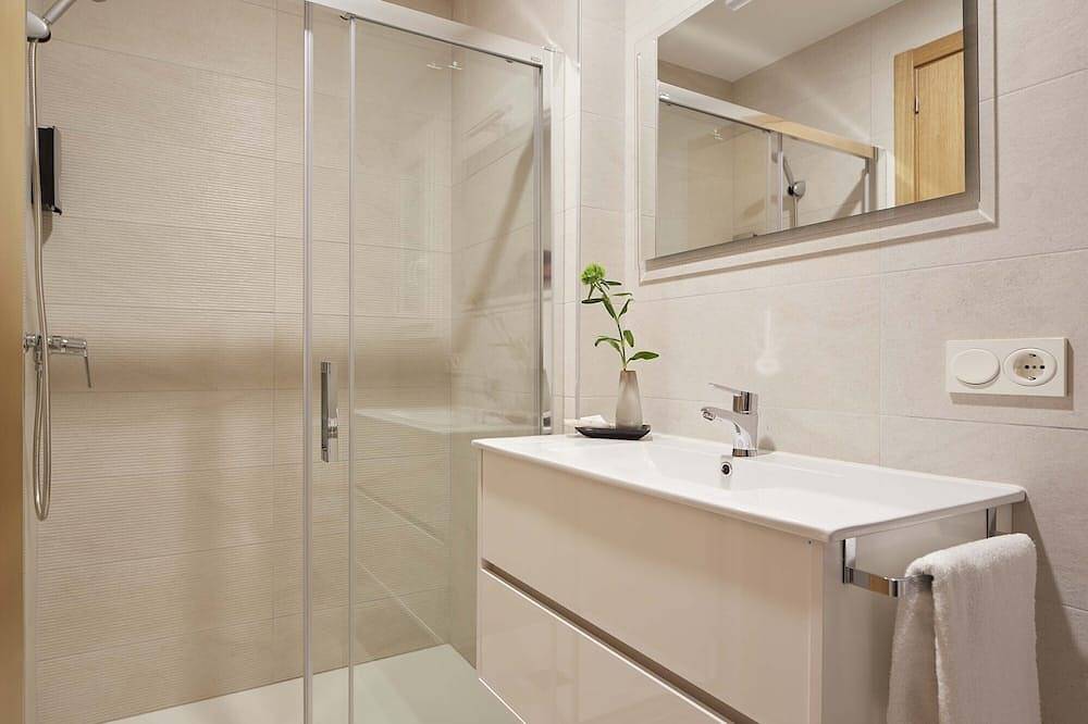 Entire apartment, Eguzki in Playa de la Concha, San Sebastian
