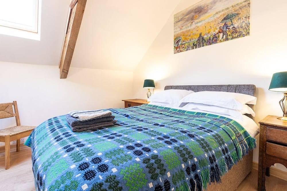 Peacefull Farm Getaway For Two in Pembrokeshire