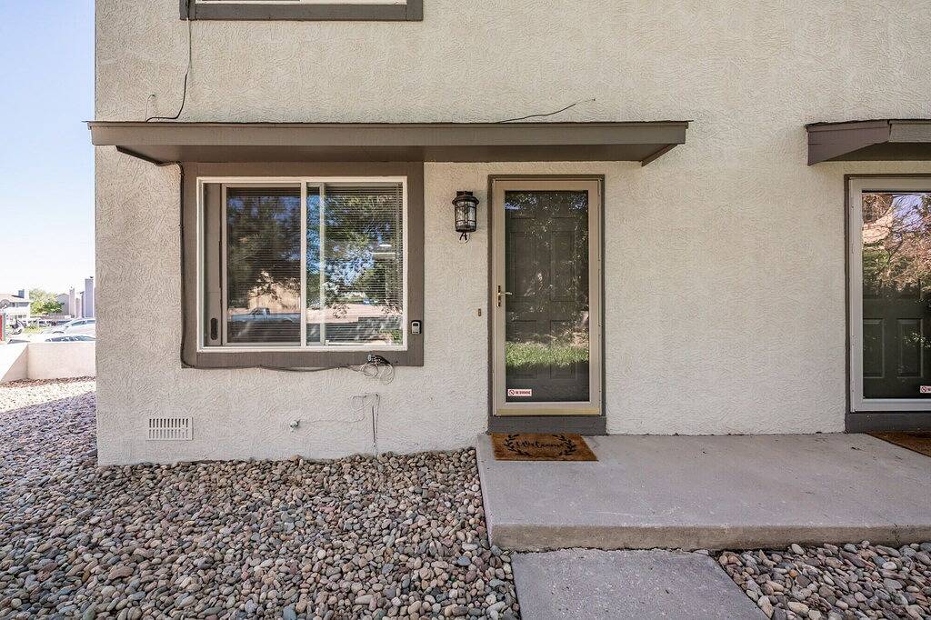 Ganze Wohnung, ⤃ Colorado Hideaway! 2 Br, 1.5 Bath w/Ac Sleeps 6! in Cimarron Hills, El Paso County (CO)