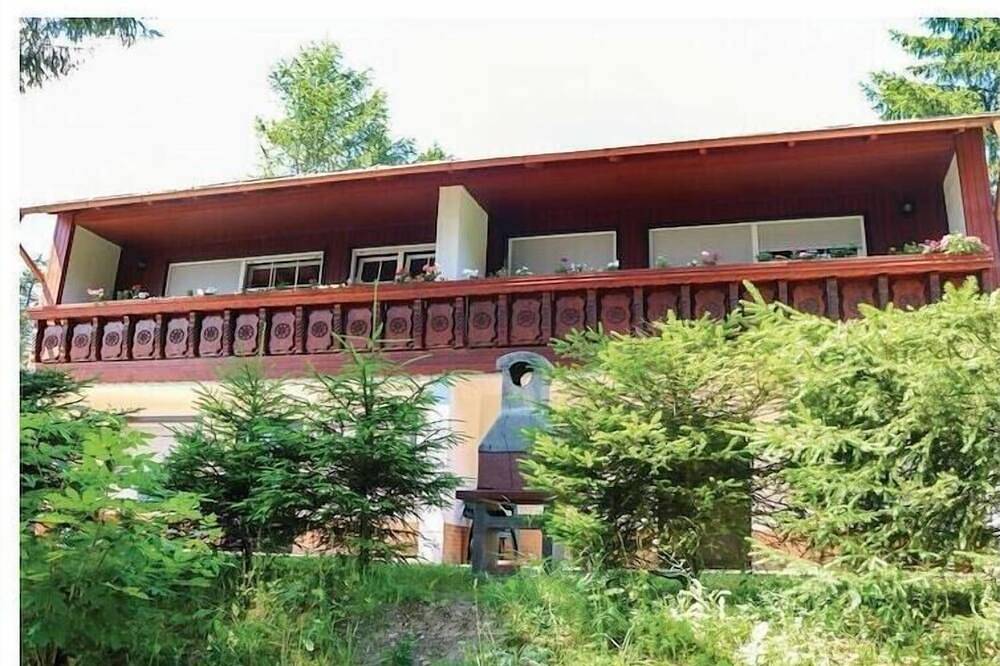 Haus am Wald mit Talblick für 4 Von Belvilla in Schnett, Masserberg