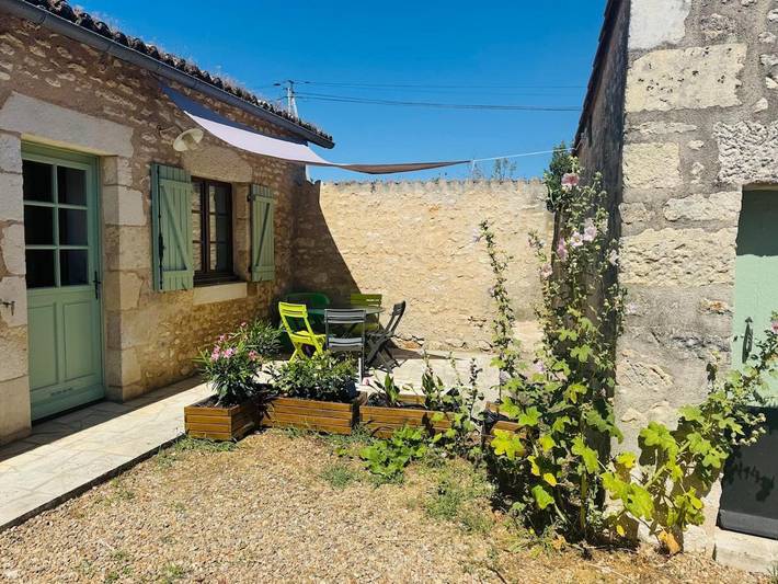 Location de vacances pour 4 personnes, avec Terrasse à Bonnes - 2