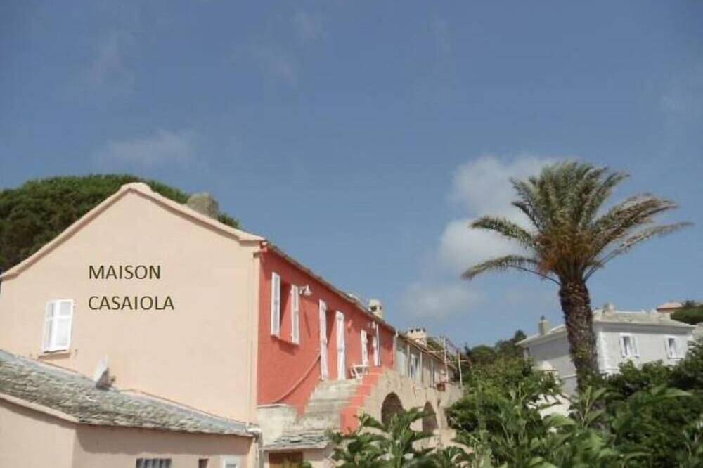 Sisco/House of character/15 Kms from Bastia in Sisco, Capo Corso