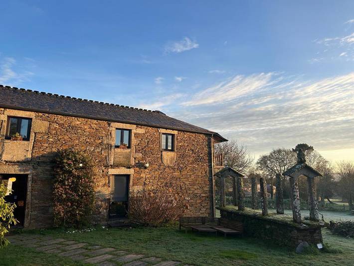 Apartamento de vacaciones para 3 personas, con jardín y sauna además de jacuzzi y piscina - 1