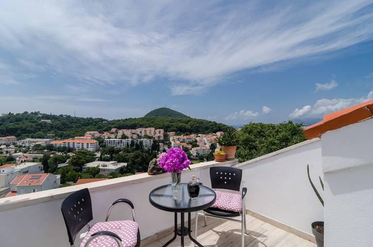 Ferienwohnung für 5 Personen, mit Meerblick und Balkon in Dubrovnik