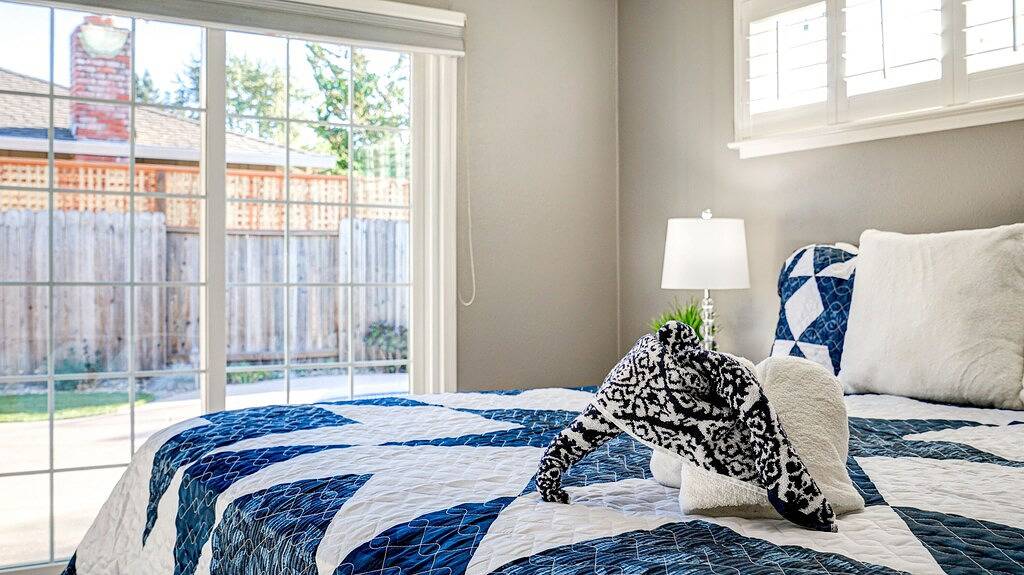 Home near Sonoma w/ heated pool in Santa Rosa, California North Coast