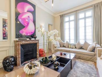 Location De Vacances pour 13 Personnes dans Neuilly-sur-Seine, Hauts-de-Seine, Photo 3