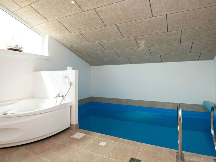 Ferienhaus für 10 Personen, mit Whirlpool und Terrasse sowie Garten und Pool in Pøt Strandby - 3