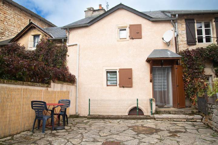 Gîte pour 3 personnes, avec Terrasse à Laval-du-Tarn