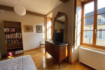 Chambre D’hôte pour 2 Personnes dans Flavigny-sur-Ozerain, Région de Montbard, Photo 2