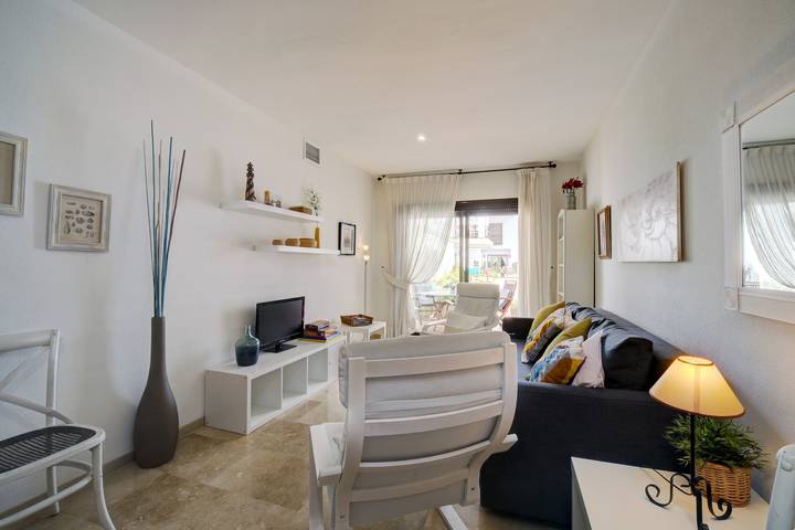 Chalet para 4 personas, con Balcón/Terraza además de Jacuzzi y Jardín en Costa del Sol Occidental - 2