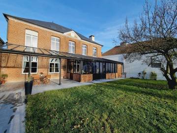 Gîte pour 11 personnes, avec jardin à Arnèke