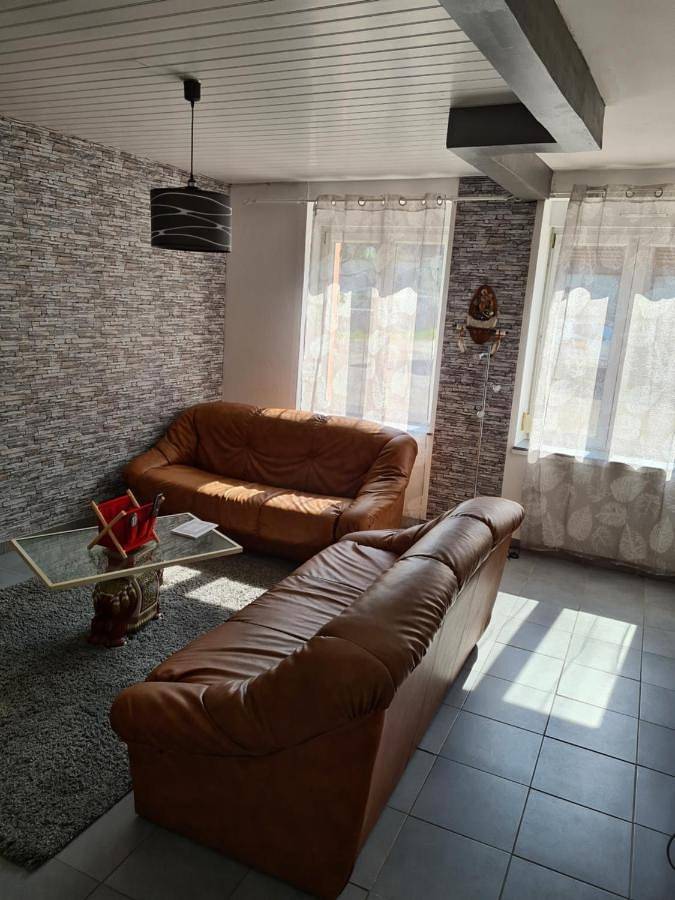 Appartement entier, Two-Bedroom Apartment in Vrécourt, Neufchâteau