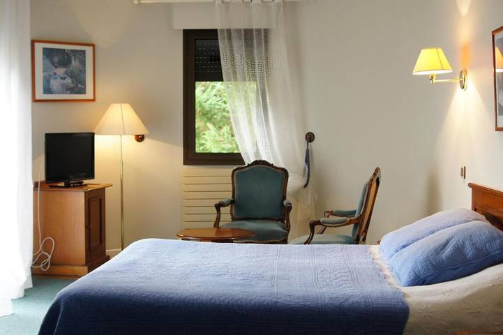 Hôtel pour 2 personnes, avec jardin et terrasse, animaux acceptés dans Sabres - 4
