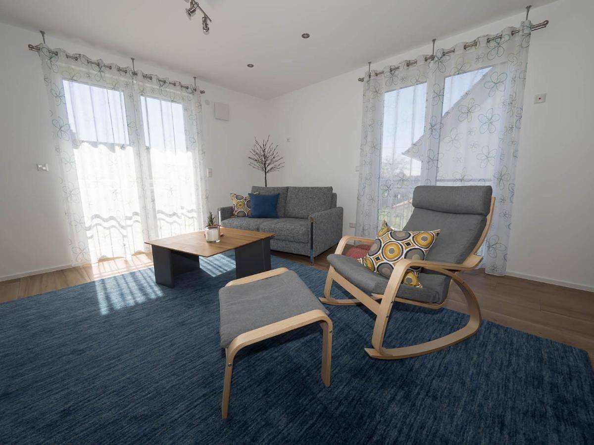 Ganze Wohnung, 16Lilien Apartmentwohnung Gartenblick in Waiblingen, Rems-Murr-Kreis