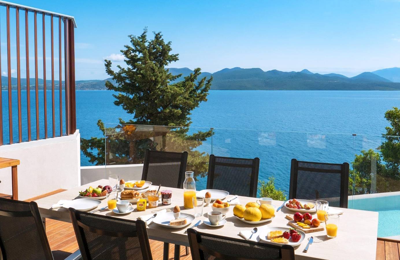 Stylish Villa with Stunning Sea Views and Pontoon Access near Tavernas in Nikiana, Alexandros