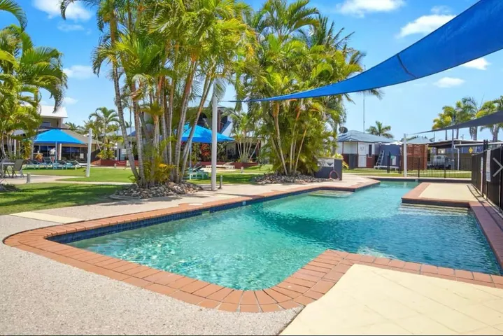 Maison de vacances pour 2 personnes, avec piscine ainsi que jardin et vue - 1