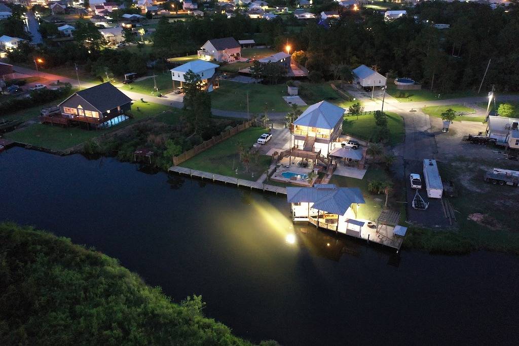 Vacation House for 9 Guests in Mississippi, USA