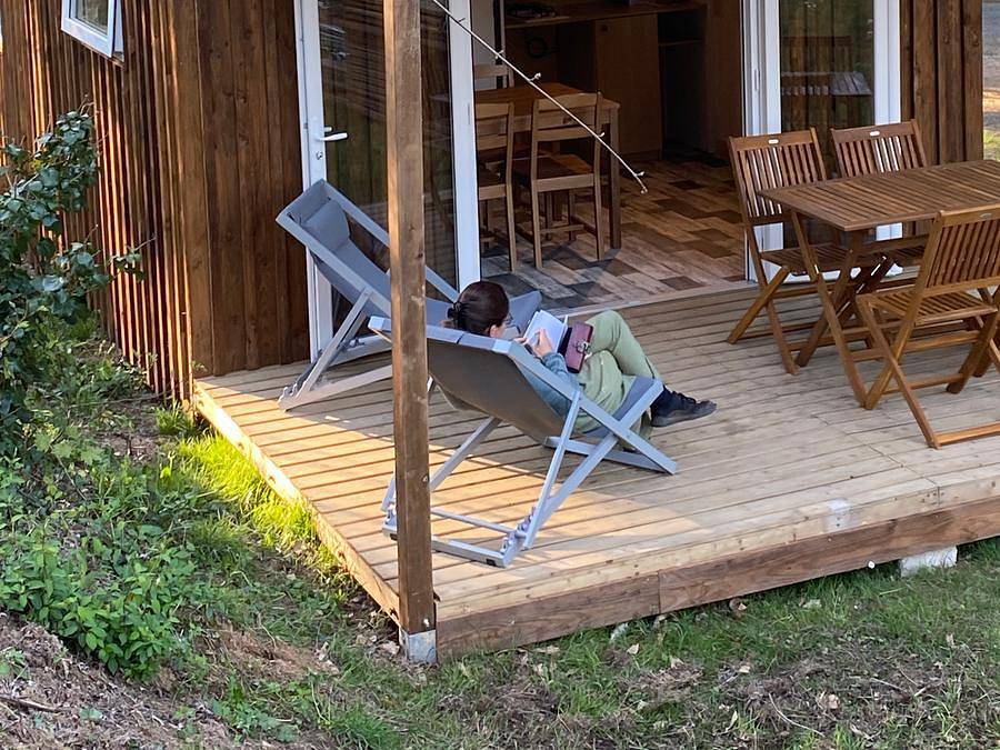 Camping les Pialades - Mobilheim 4 personen - Cabane 21m² / 2 Zimmer (ohne Sanitäranlagen) in Nabirat, Périgord Noir