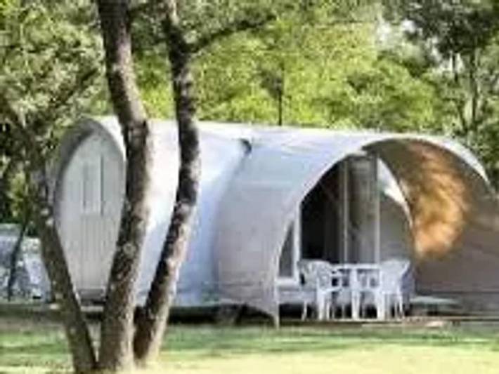 Tente pour 4 personnes, avec bassin pour enfant en Charente-Maritime - 3