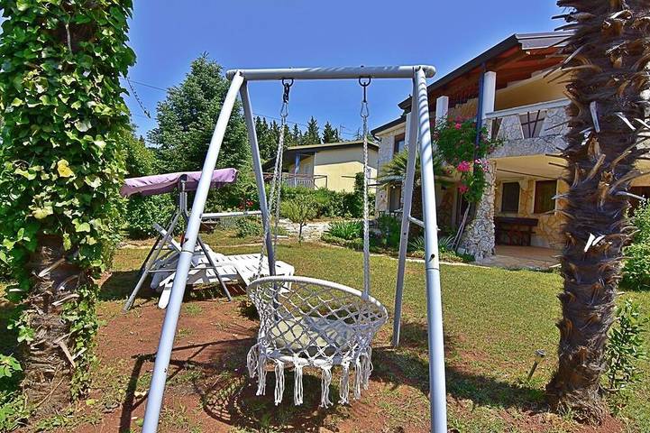 Holiday apartment for 4 people, with garden and terrace, with pets - 1