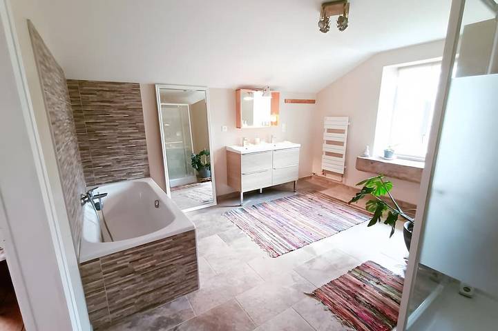 Chambre d’hôte pour 2 personnes, avec jardin à Épinal - 4