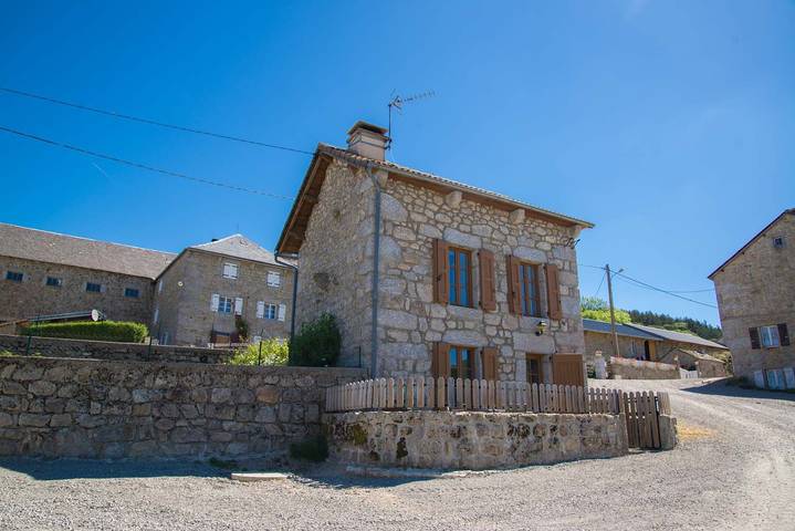 Gîte pour 4 personnes, avec Vue à La Villedieu